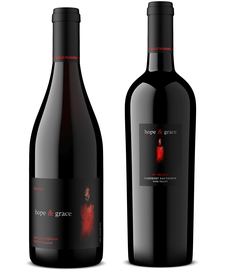 Signature Wine Gift Set